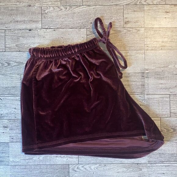 VS Pink, Retro, Burgundy/Wine, Velvet, Lounge/Sleep Shorts - Picture 8 of 11